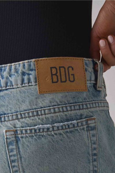 Шорти BDG Tori Mid Rise Cutoff Jort Lana Wash