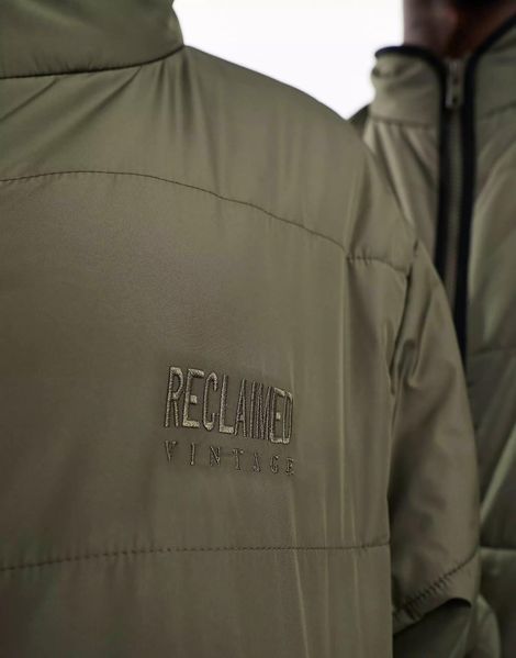 Куртка Reclaimed Vintage unisex oversized puffer bomber jacket khaki